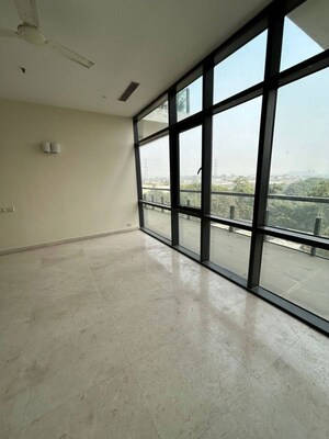 Room in 3 BHK Apartment at Ireo The Grand Arch, Sector 58 – for Rent