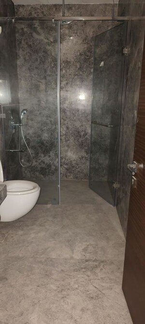 Bathroom in 3 BHK Apartment at Raheja Imperia, Worli – for Sale