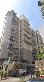 2 BHK + Extra Room 1200 Sq.Ft. Apartment in Tharwani Rosewood Heights