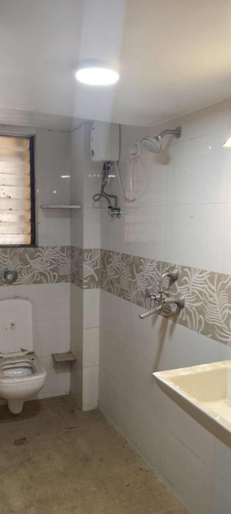 Bathroom, victoria-apartment-andheri 2 Bedroom 750 Sq.Ft. Apartment In Andheri West Mumbai 10420541
