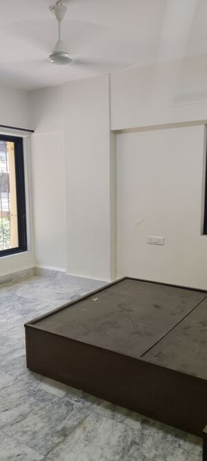 Bedroom in 2 BHK Apartment at Victoria Apartment Andheri, Andheri West – for Rent