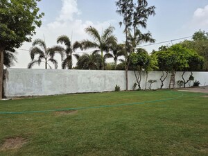  Plot – Garden View at Leelavati Enclave, Sector 72 - for Sale