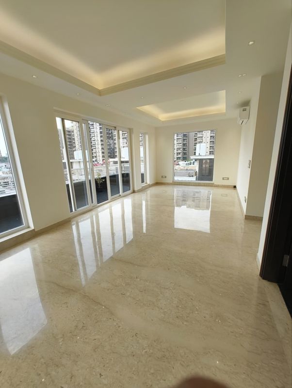 4 BHK +  325 Sq.Yd. Builder Floor in Ardee City