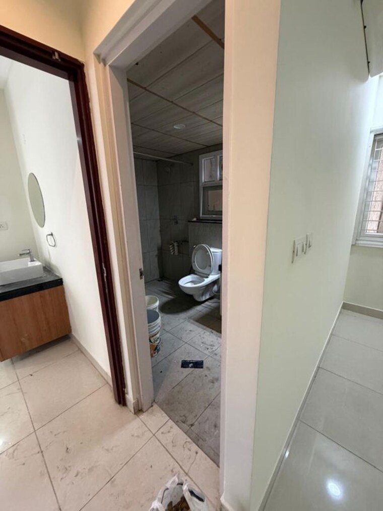 Bathroom, prestige-high-fields-gachibowli 2.5 Bedroom 1472 Sq.Ft. Apartment In Gachibowli Hyderabad 10420591