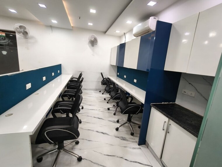 Team Area, netaji subhash place Commercial Office Space 1195 Sq.Ft. In Netaji Subhash Place Delhi 10420606
