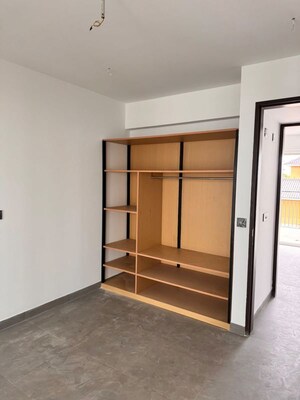 Room in 2 BHK Apartment at Chicalim – for Sale