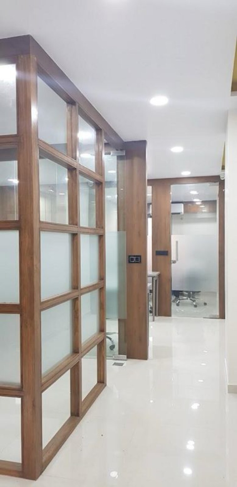 Room, vastrapur Commercial Office Space 1036 Sq.Ft. In Vastrapur Ahmedabad 10420624