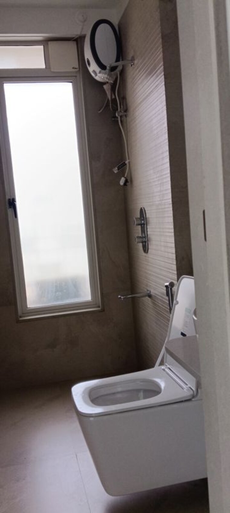 Bathroom, gurukrupa-dhyanam 3 Bedroom 1550 Sq.Ft. Apartment In Versova Mumbai 10420642