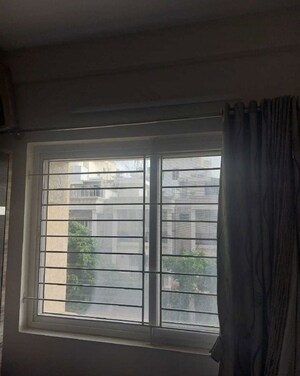 Room in 3 BHK Apartment at Dsr Eden Greens, Varthur – for Rent