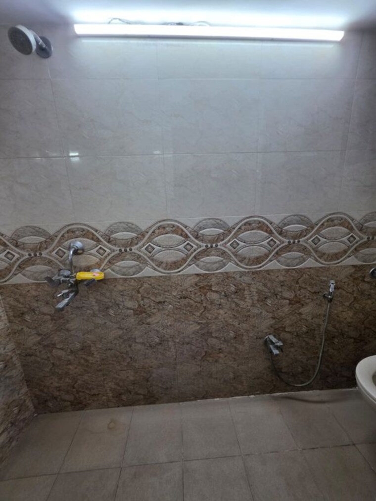 Bathroom, chembur 3 Bedroom 1350 Sq.Ft. Villa In Chembur Mumbai 10420675