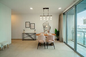 Dining Room in 3 BHK Apartment at Oberoi Exquisite Goregaon, Goregaon East – for Sale