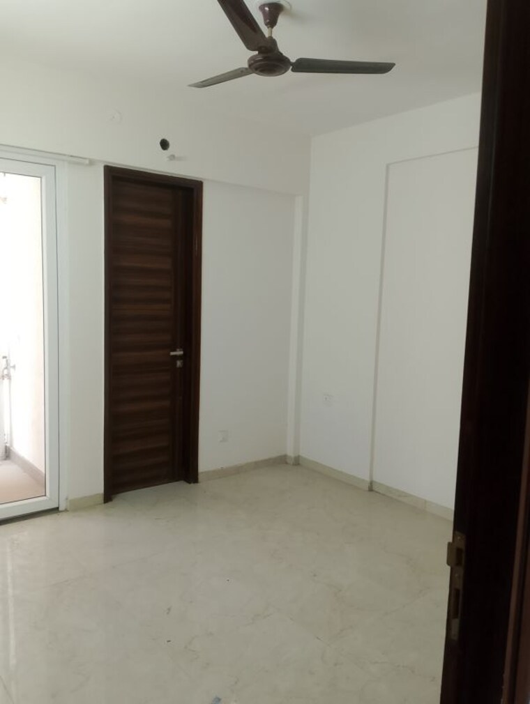 Room, smart-world-gems 2.5 Bedroom 1210 Sq.Ft. Builder Floor In Sector 89 Gurgaon 10420720