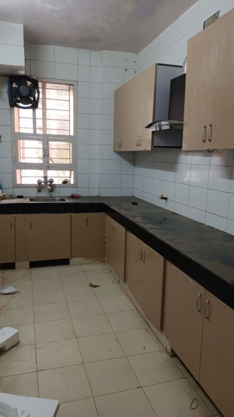 Kitchen, vasant kunj 3 Bedroom 1700 Sq.Ft. Apartment In Vasant Kunj Delhi 10420770
