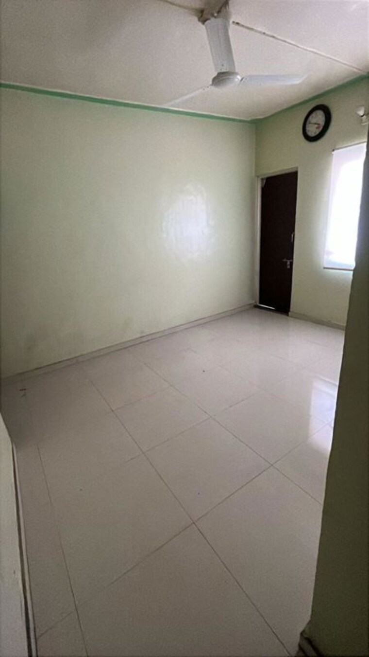 Room, jain-township 3 Bedroom 1250 Sq.Ft. Apartment In Hadapsar Pune 10420804