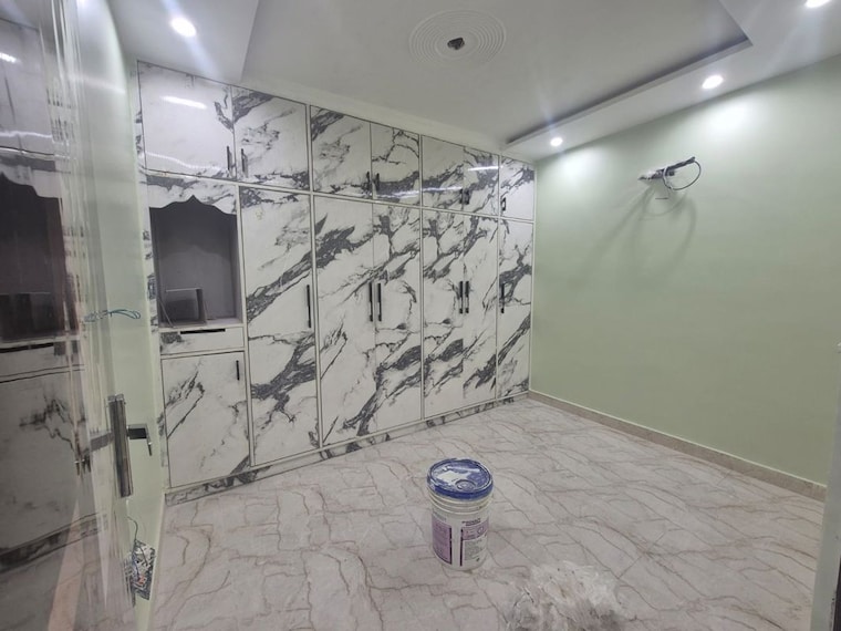 Bathroom, ramesh nagar 2 Bedroom 100 Sq.Yd. Builder Floor In Ramesh Nagar Delhi 10420855