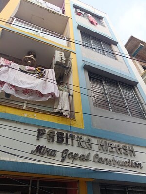  Builder Floor – Exterior View View at Beliaghata - for Sale