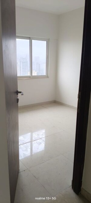 Room in  Apartment at Malad East – for Sale