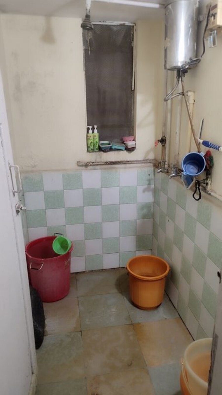 Bathroom, anamika-chs-dombivli-west 1 Bedroom 550 Sq.Ft. Apartment In Dombivli West Thane 10420922