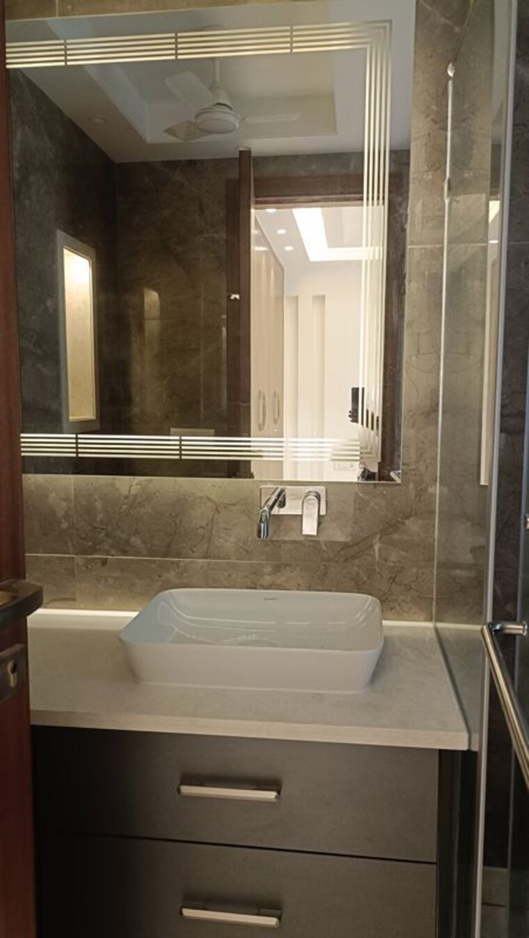 Bathroom, saket 4 Bedroom 2700 Sq.Ft. Builder Floor In Saket Delhi 10420966
