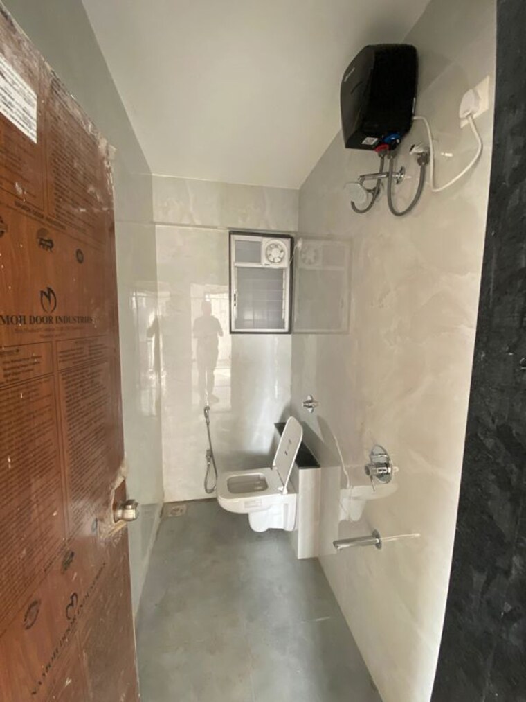 Bathroom, anand-vihar-baner 3 Bedroom 1600 Sq.Ft. Apartment In Baner Pune 10421071