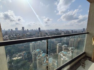 Swimming Pool in 2 BHK Apartment at Dosti Eastern Bay, Wadala – for Sale