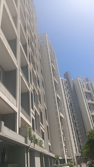  Apartment For Sale in Bavdhan