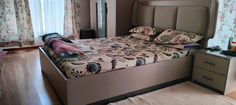 Bedroom, gera-greensville 3 Bedroom 2600 Sq.Ft. Apartment In Kharadi Pune 10421086