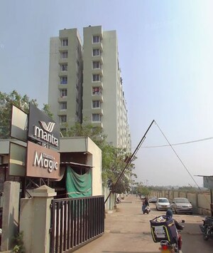  Apartment For Sale in Charholi Budruk