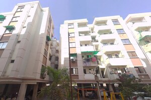  Apartment For Sale in Sayajipura