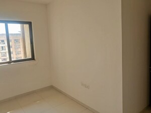 Room in  Apartment at Ghodbunder Road – for Sale
