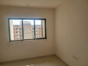 Room in  Apartment at Ghodbunder Road – for Sale
