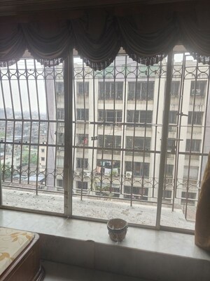 Room in  Apartment at Diamond Harbour Road – for Sale