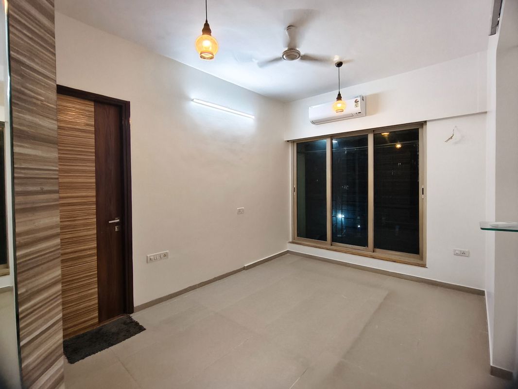 2 BHK 870 Sq.Ft. Apartment in Vasant Valley Ivy Tower