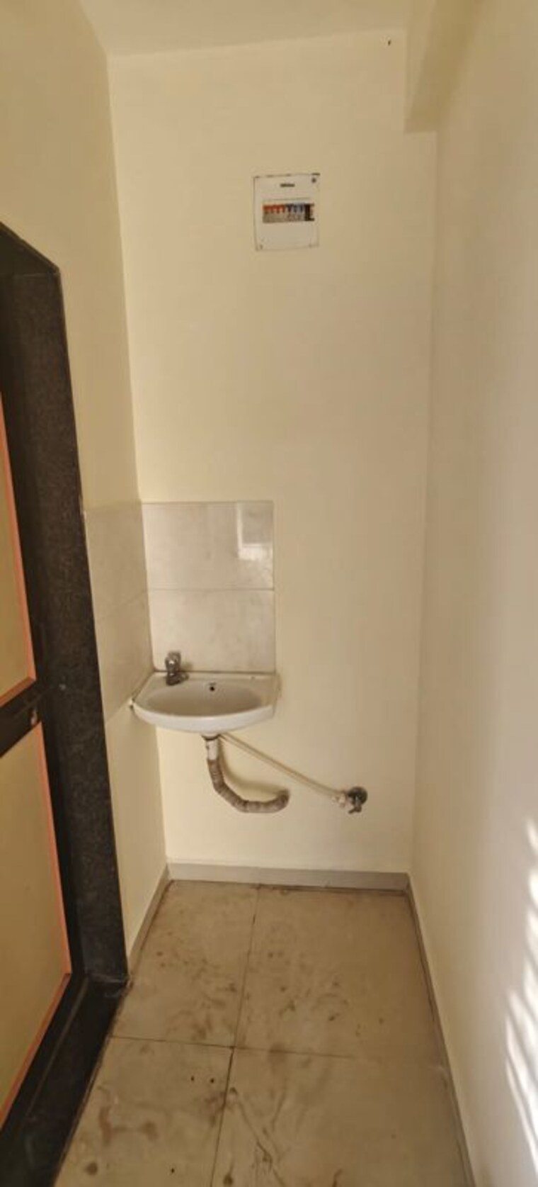 Bathroom, somnath nagar 1.5 Bedroom 700 Sq.Ft. Apartment In Somnath Nagar Pune 10421374