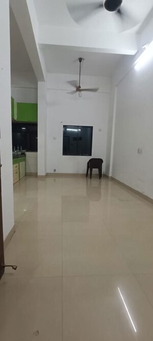 Team Area in 1 BHK Apartment at Jaz Enclave CHS, Santacruz East – for Rent