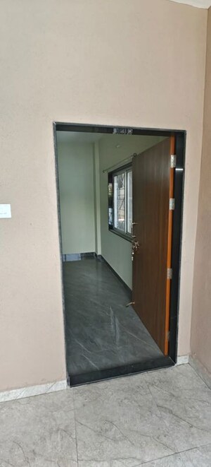 Room in 2 BHK Apartment at Sainikwadi – for Rent