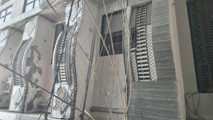  Builder Floor For Sale in Hastsal