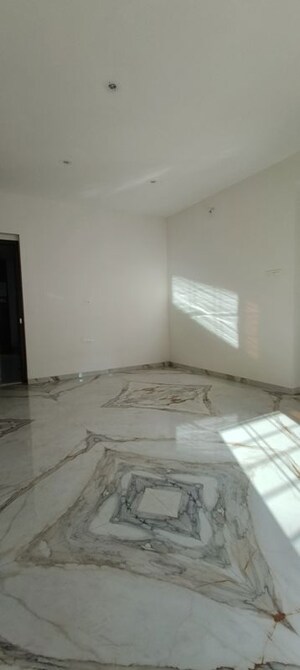 Room in 2 BHK Apartment at Borivali West – for Sale