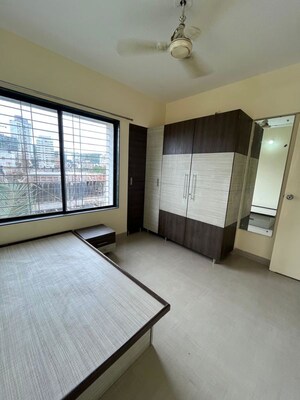 Room in 2 BHK Apartment at Kothrud – for Rent