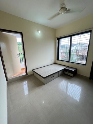 Room in 2 BHK Apartment at Kothrud – for Rent