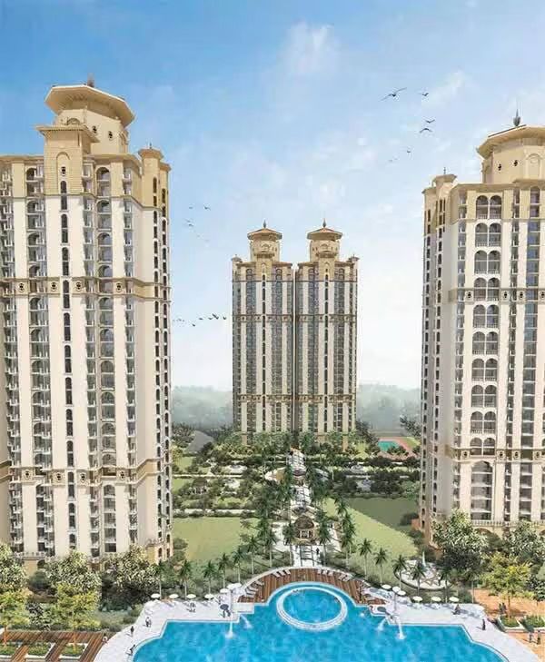 3 BHK 1500 Sq.Ft. Apartment in DLF Capital Greens Phase I And II