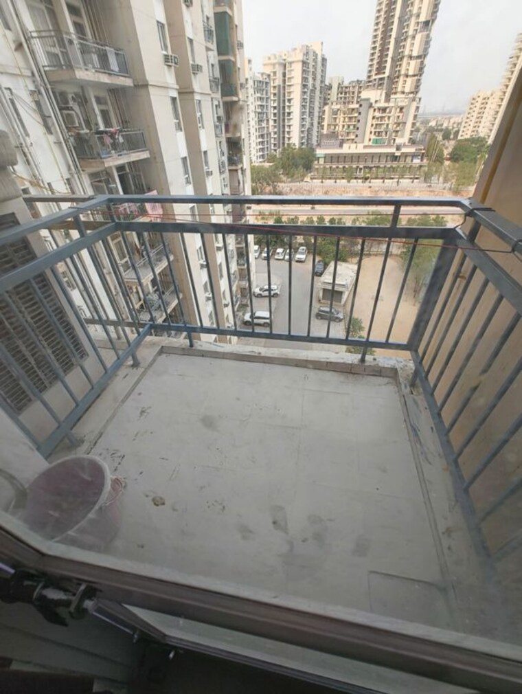 Balcony, adani-aangan 1 RK 500 Sq.Ft. Apartment In Sector 89a Gurgaon 10421525