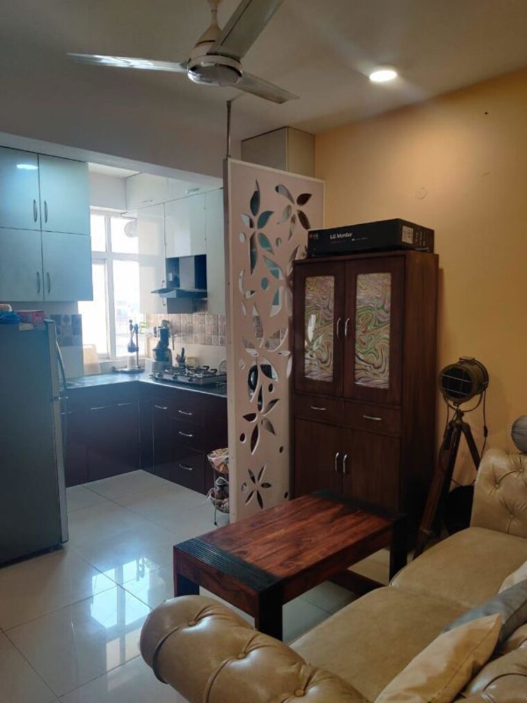 Living Room, avl-36-gurgaon 1 Bedroom 400 Sq.Ft. Apartment In Sector 36 Gurgaon 10421544
