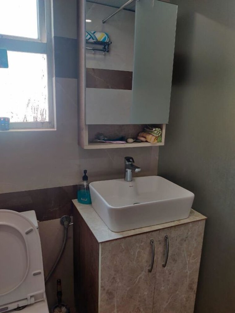 Bathroom, avl-36-gurgaon 1 Bedroom 400 Sq.Ft. Apartment In Sector 36 Gurgaon 10421544