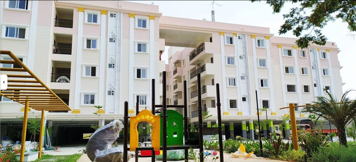 3 BHK 1356 Sq.Ft. Apartment in Garuda Park Square