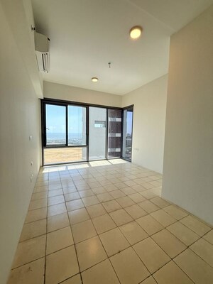 Room in 3 BHK Apartment at Piramal Mahalaxmi, Mahalaxmi – for Sale
