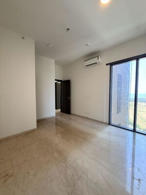 Room in 3 BHK Apartment at Piramal Mahalaxmi, Mahalaxmi – for Sale
