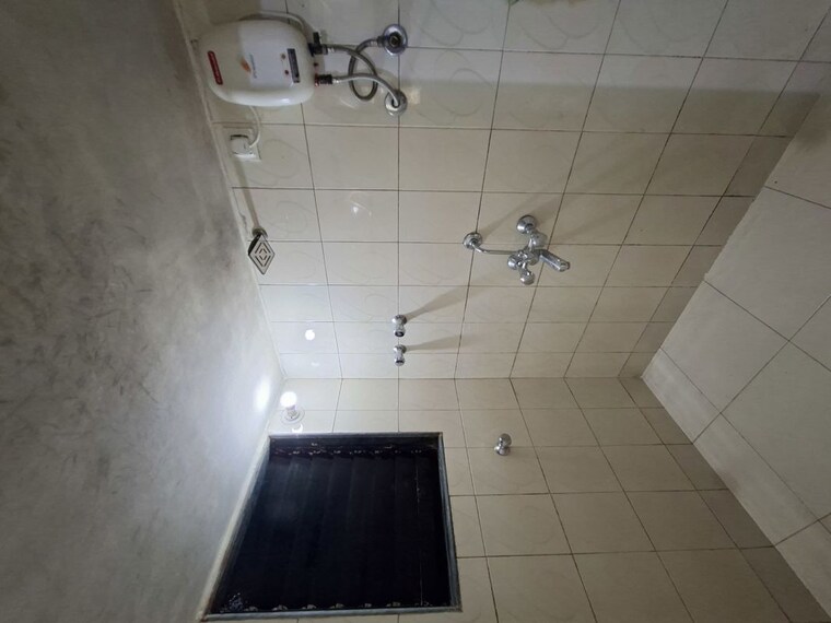 Bathroom, mansi-regency 1 Bedroom 650 Sq.Ft. Apartment In Borivali West Mumbai 10421573