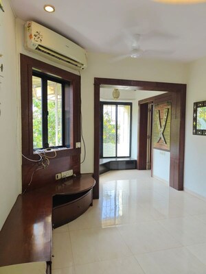Living Room in 2 BHK Apartment at Seven Bunglow – for Rent