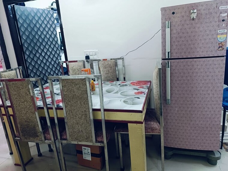Team Area, srs-royal-hills 3 Bedroom 1400 Sq.Ft. Apartment In Sector 87 Faridabad 10421616